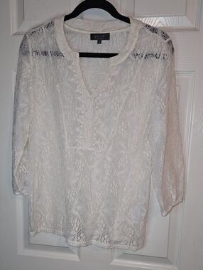 per una Cream Lace V-Neck Tunic Top